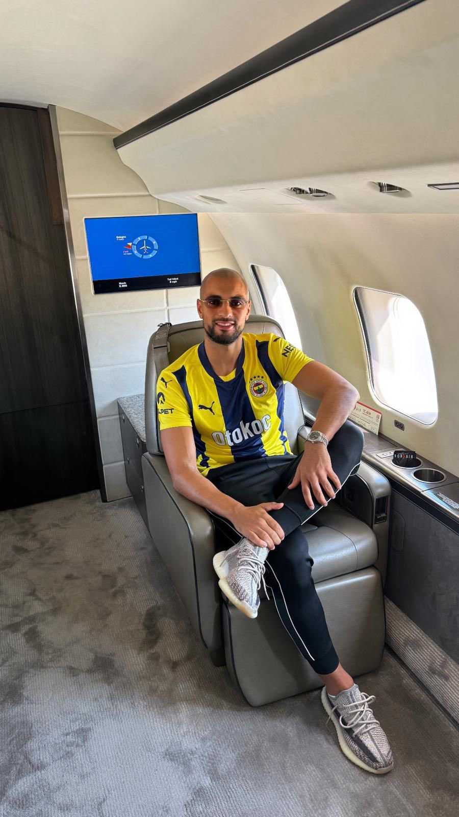 Fenerbahçe Sofyan Amrabat'ı Transfer Etti! Amrabat Kimdir? 1 GWOtIMZWYAAz2T8