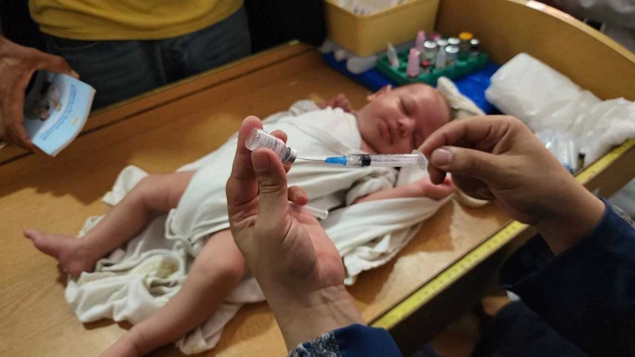 Gazze'de Sağlık Krizi: Çocuk Felci Tehlikesi Büyüyor 2 Gazzede Saglik Krizi Cocuk Felci Tehlikesi Buyuyor 3