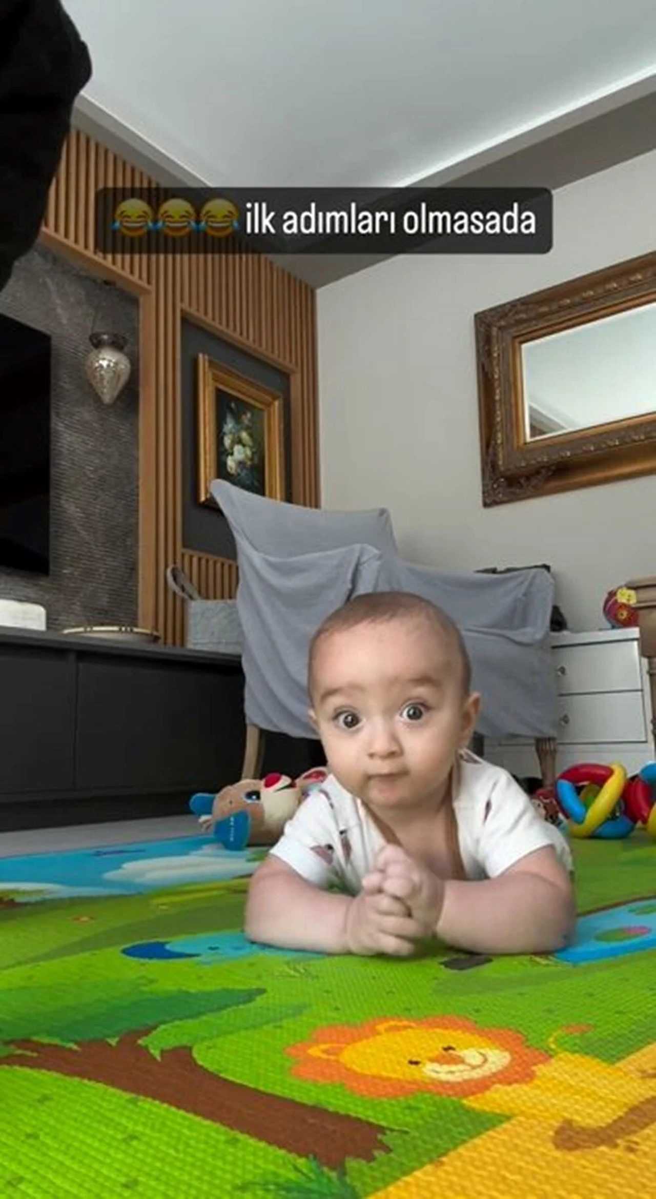 Ikizlerle Bodrumda Yasemin Sefkatlinin Mutluluk Paylasimi 4