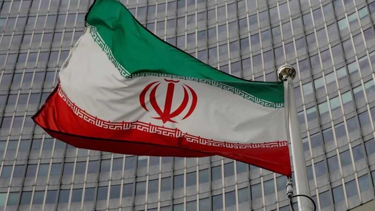 İran'ın Şok Açıklaması: Küresel Denge Sarsılıyor mu? 2 Iranin Sok Aciklamasi Kuresel Denge Sarsiliyor mu 2