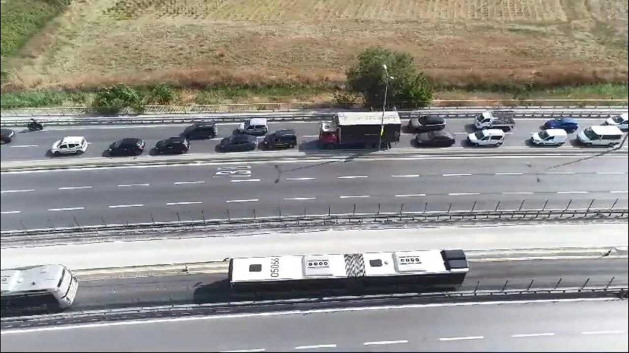 İstanbul Metrobüs Kazası: Ölü ve Yaralılar Var 15 Istanbul Metrobus Kazasi 1 Olu 50 Yarali 16