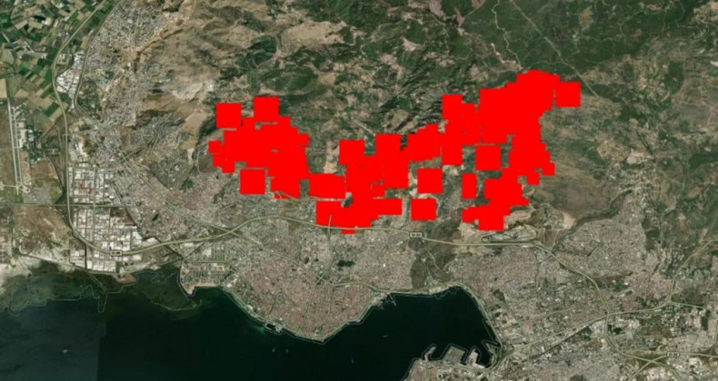 İzmir’de Yangın Alarmı: Alevler NASA Haritasında