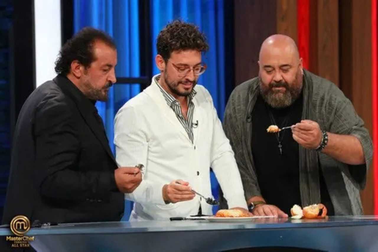MasterChef'te Şok Eleme: 18 Ağustos'ta Kim Veda Etti? 4 MasterChefte Sok Eleme 18 Agustosta Kim Veda Etti 5