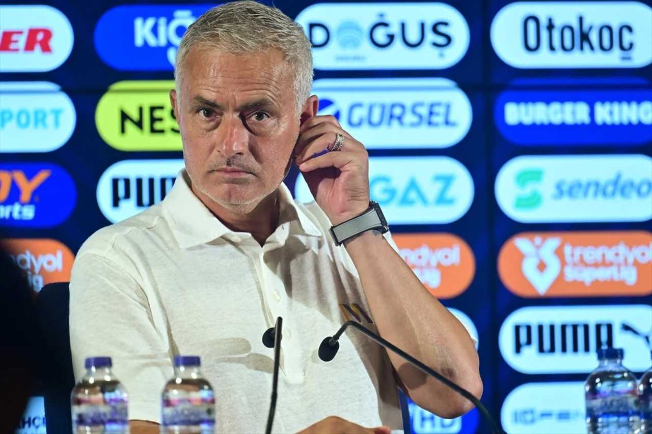 Mourinho: Fenerbahçe Daha Fazla Golle Kazanmalıydı 4 Mourinho Fenerbahce Daha Fazla Golle Kazanmaliydi 4