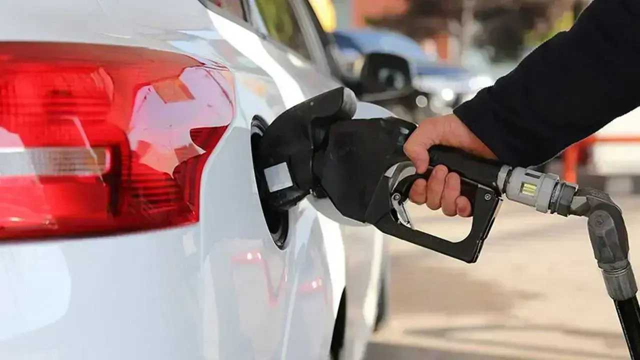 Petrol Fiyatları Düşüşte: Benzine İndirim Bekleniyor 2 Petrol Fiyatlari Dususte Benzine Indirim Bekleniyor 3