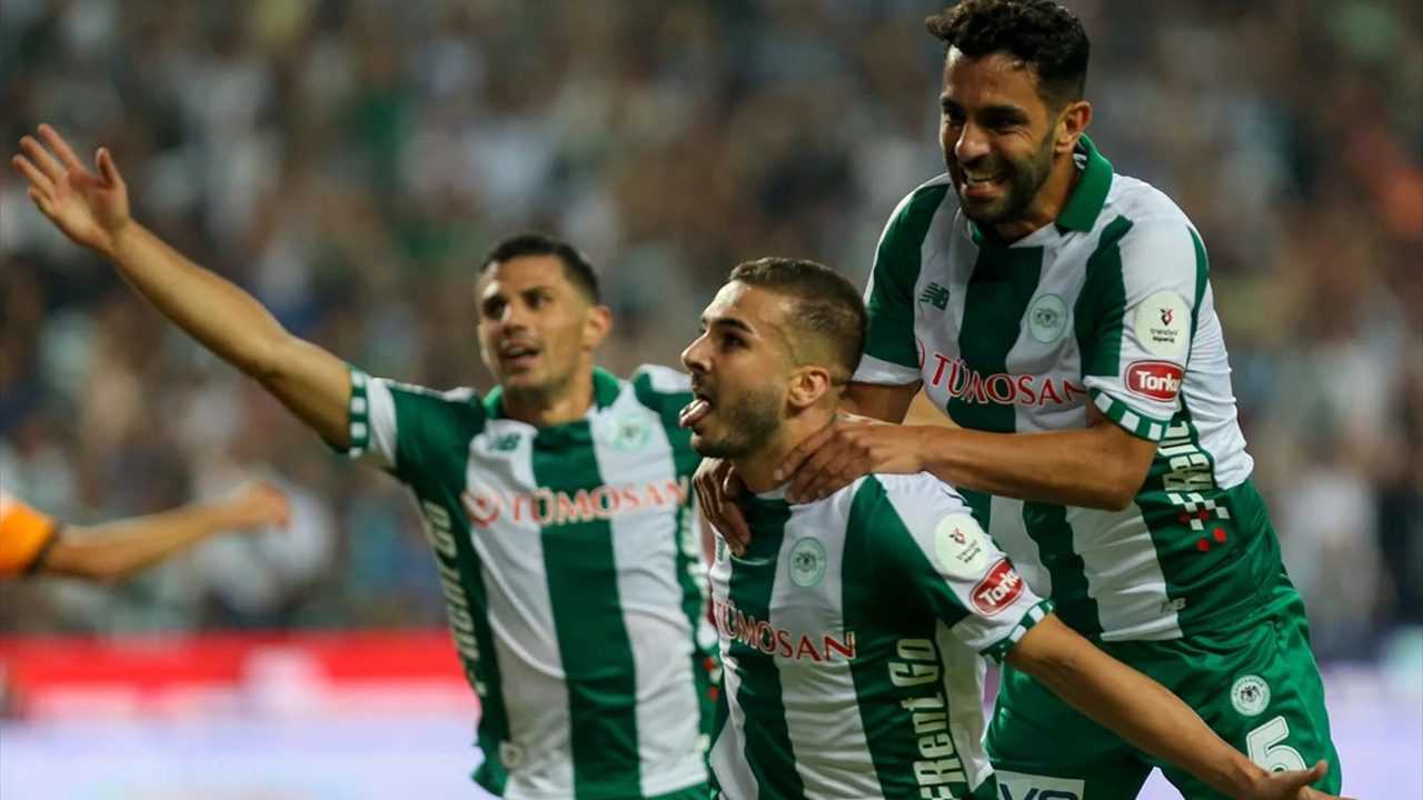 Sari Kirmizililar Konyada Firtina Gibi 4