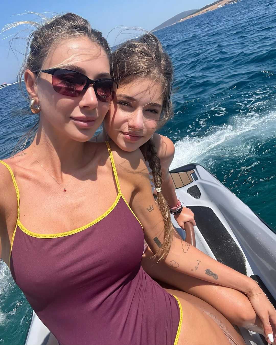 Şeyma Subaşı'ndan Bali Tatilinde Cesur Paylaşımlar! 1 SaveClip.App 455023050 18469423981035822 8788516706053065379 n