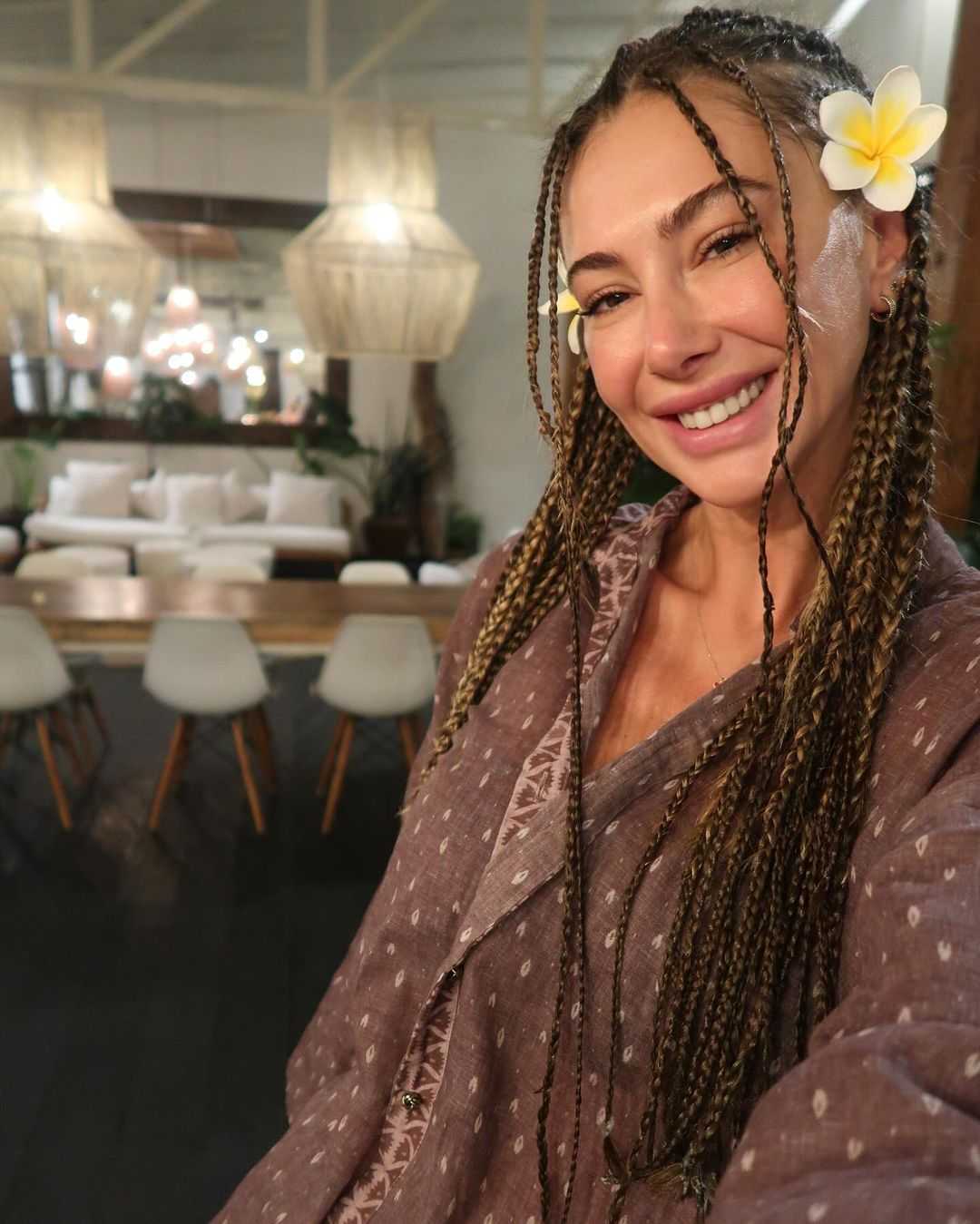 Şeyma Subaşı'ndan Bali Tatilinde Cesur Paylaşımlar! 11 SaveClip.App 456070986 18470406877035822 1665093036263633213 n