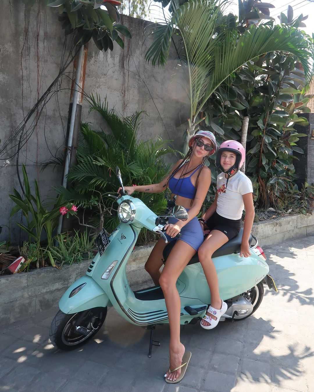 Şeyma Subaşı'ndan Bali Tatilinde Cesur Paylaşımlar! 13 SaveClip.App 456475865 18470871505035822 3799540950353008482 n