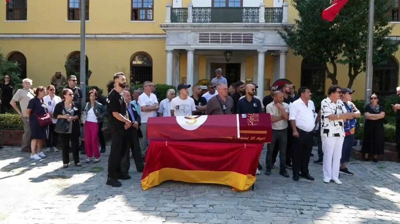 Sinema Dunyasinin Cinari Aydemir Akbasa Veda 3