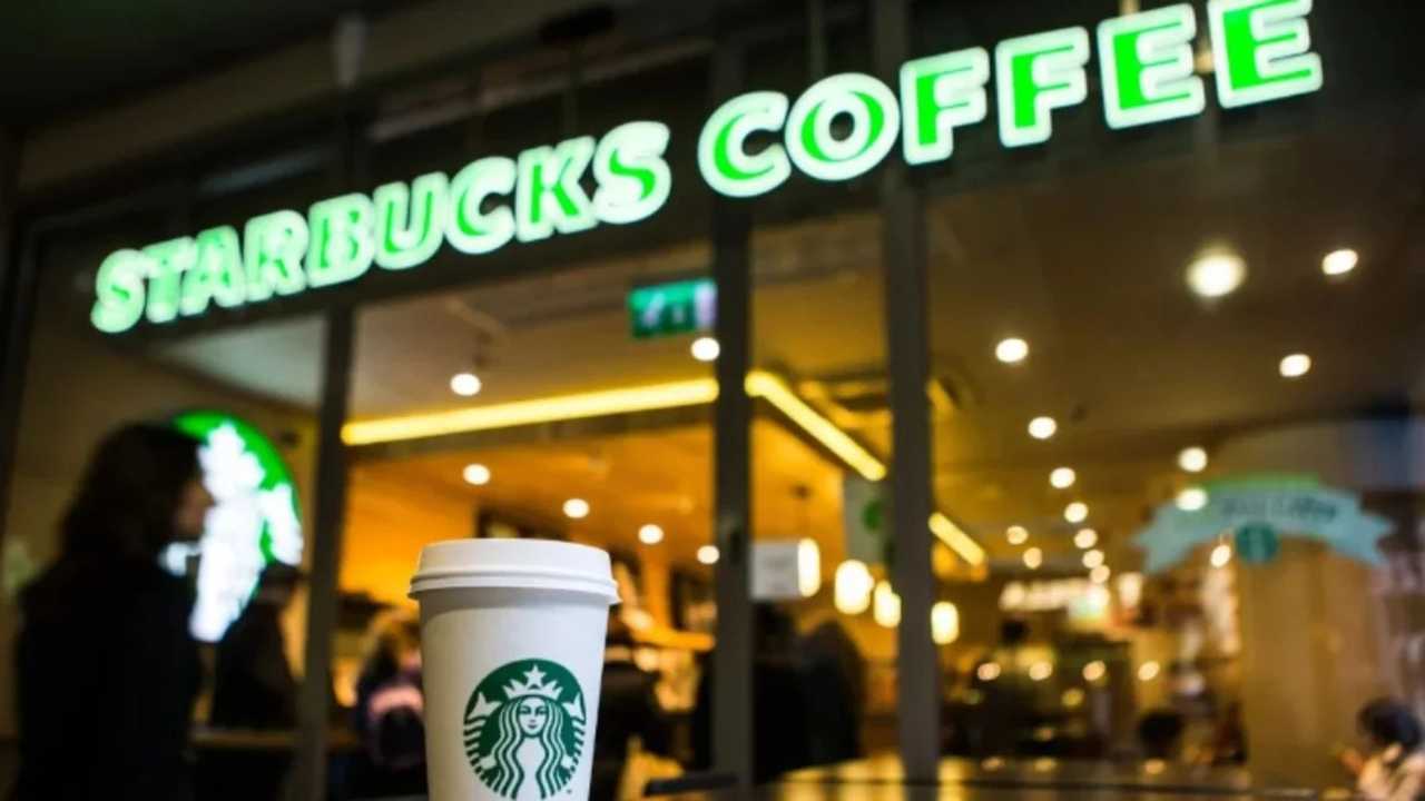 Starbucks'ta CEO Krizi ve İsrail Boykotu Şok Ediyor 1 Starbucksta CEO Krizi ve Israil Boykotu Sok Ediyor 1