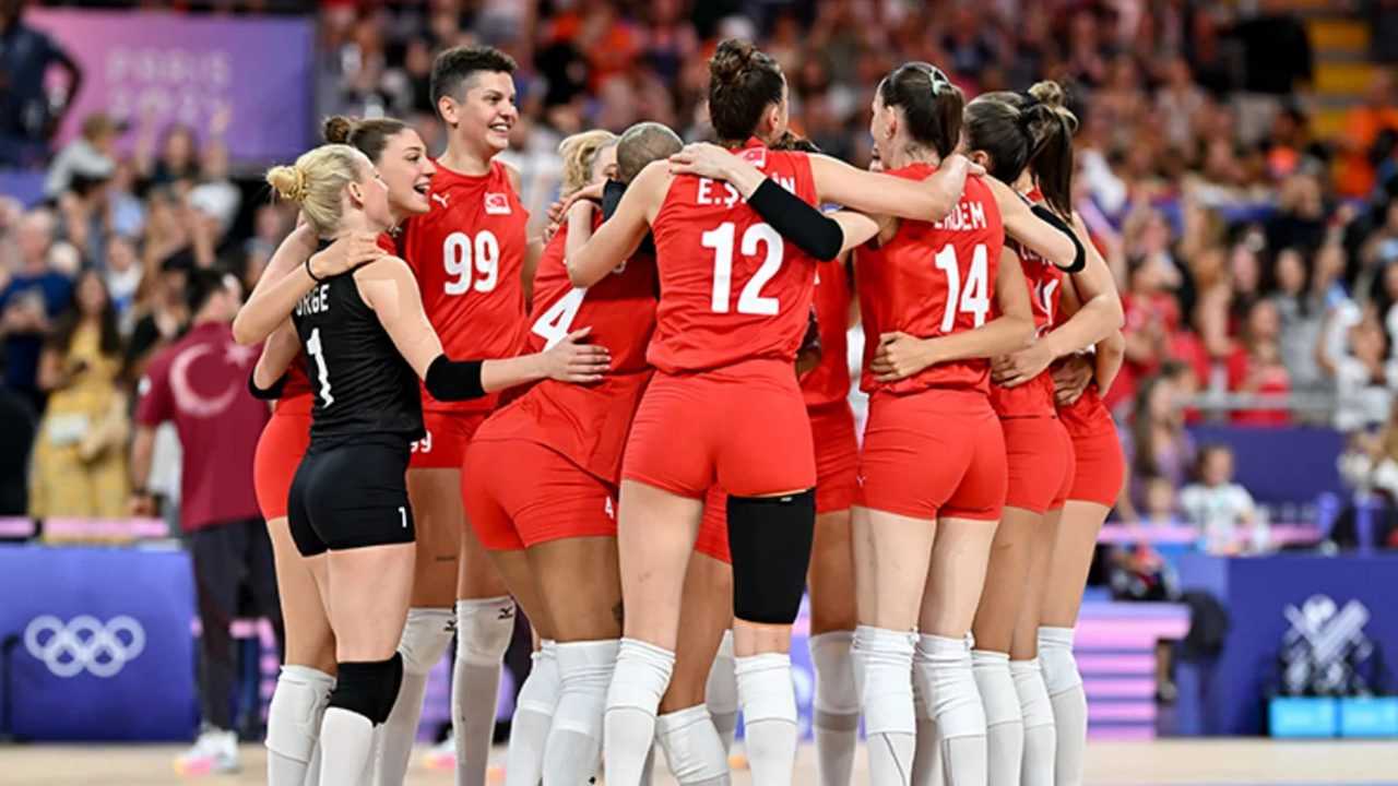 Sultanlar Çeyrek Finalde: İtalya'ya 3-0 Yenildi 1 Sultanlar Ceyrek Finalde Italyaya 3 0 Maglup 1