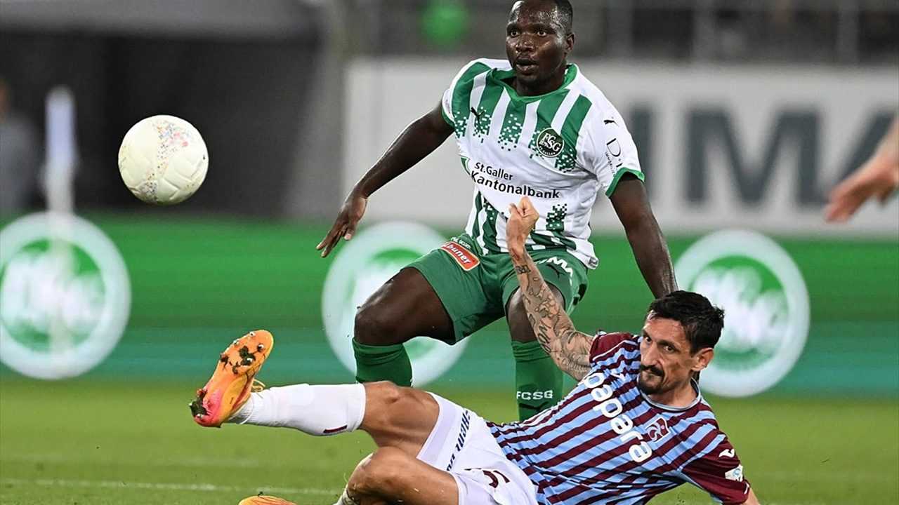 Trabzonspor St. Gallenle Golsuz Beraberlik VAR Soku 8