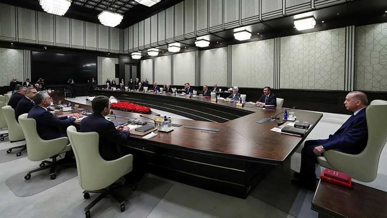 Türkiye'nin Kritik Kabine Toplantısı: Gerilim ve Ekonomi 2 Turkiyenin Kritik Kabine Toplantisi Gerilim ve Ekonomi 3