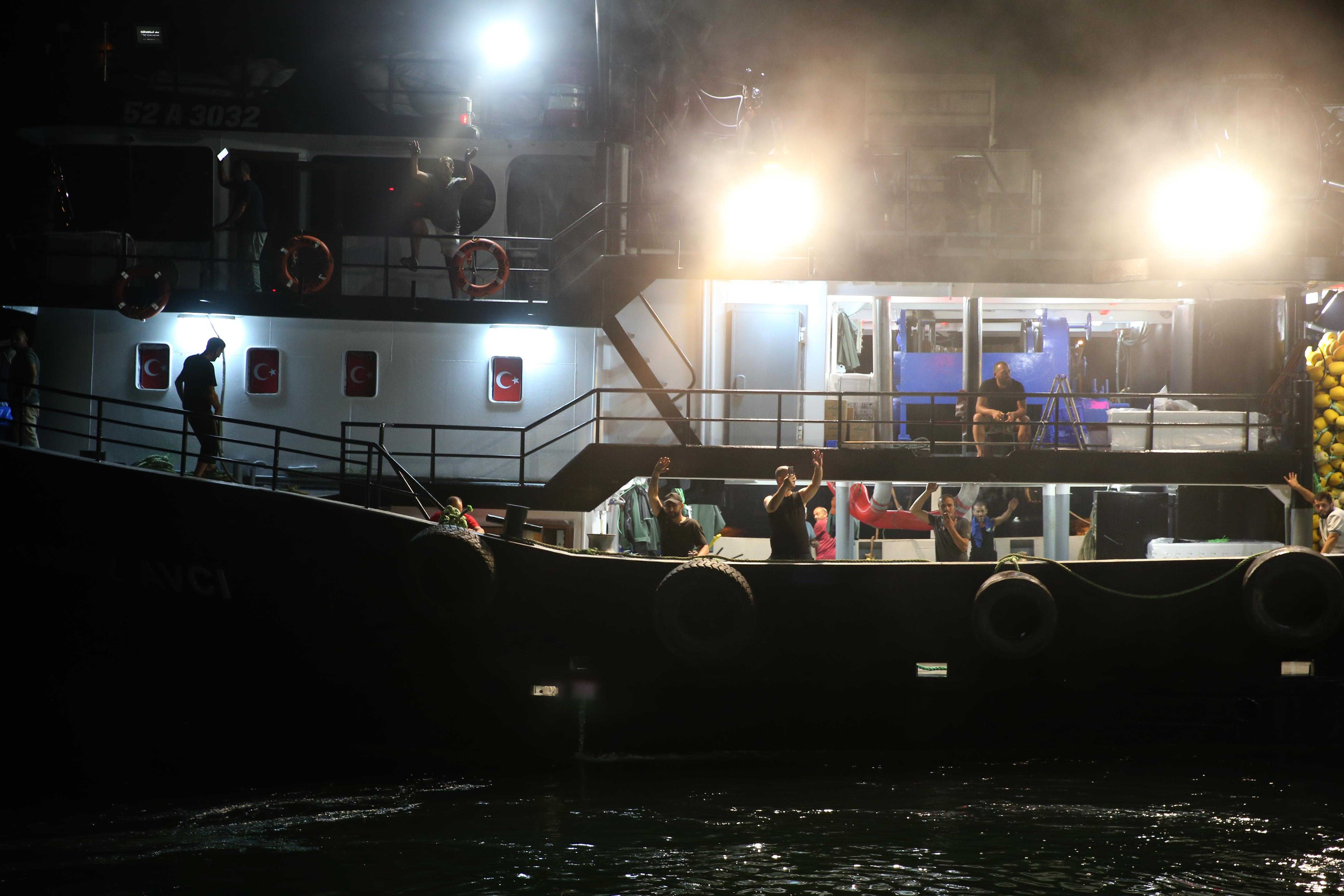 Rize'de Balıkçılar “Vira Bismillah” Diyerek Sezona Başladı 4 AA 20240831 35534942 35534937 RIZEDE BALIKCILAR VIRA BISMILLAH DIYEREK DENIZE ACILDI