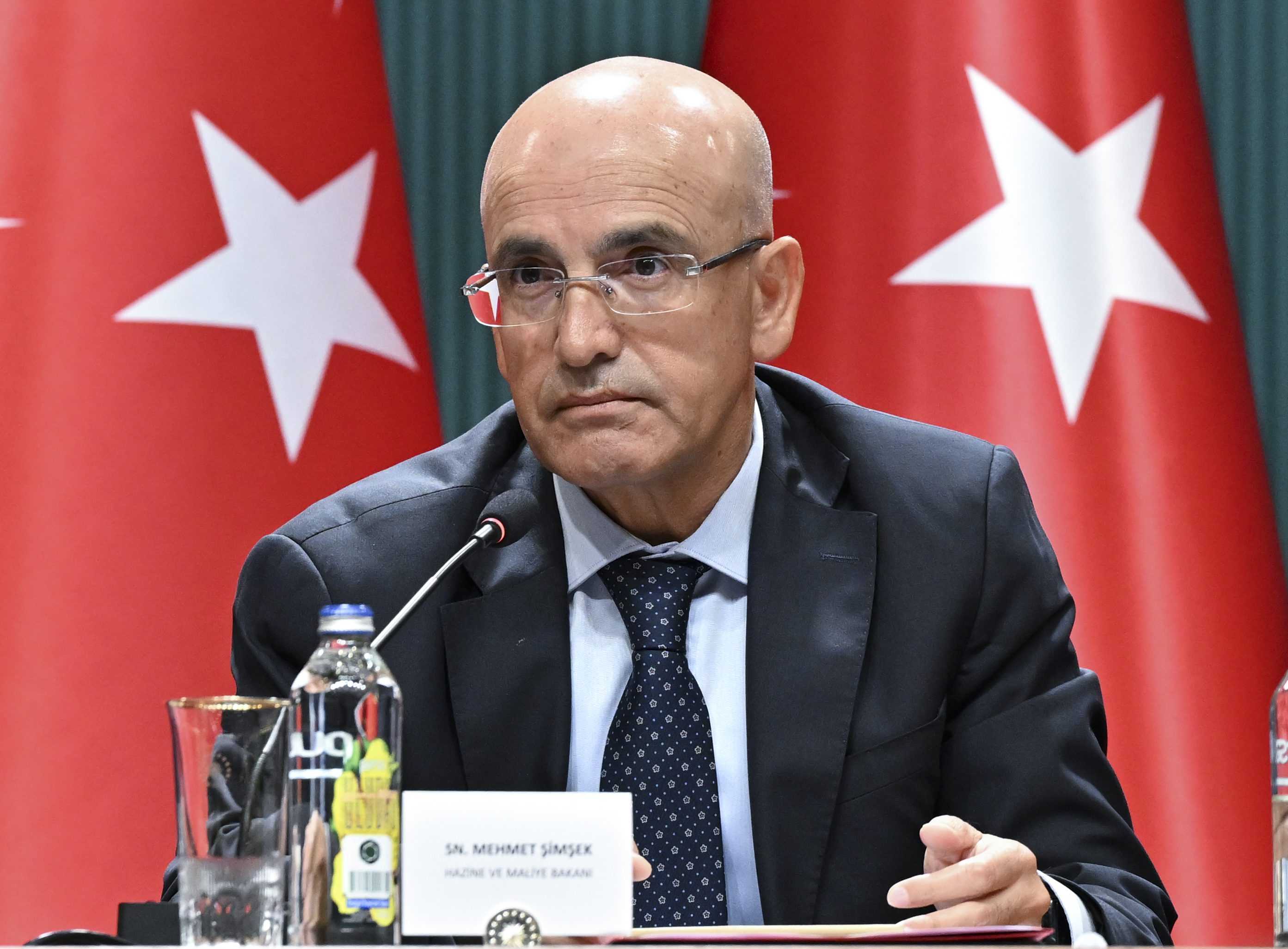 IBAN ile Vergi Kaçıranlara 250 Milyon Lira Ceza! 2 AA 20240905 35569545 35569534 ORTA VADELI PROGRAM OVP TOPLANTISI