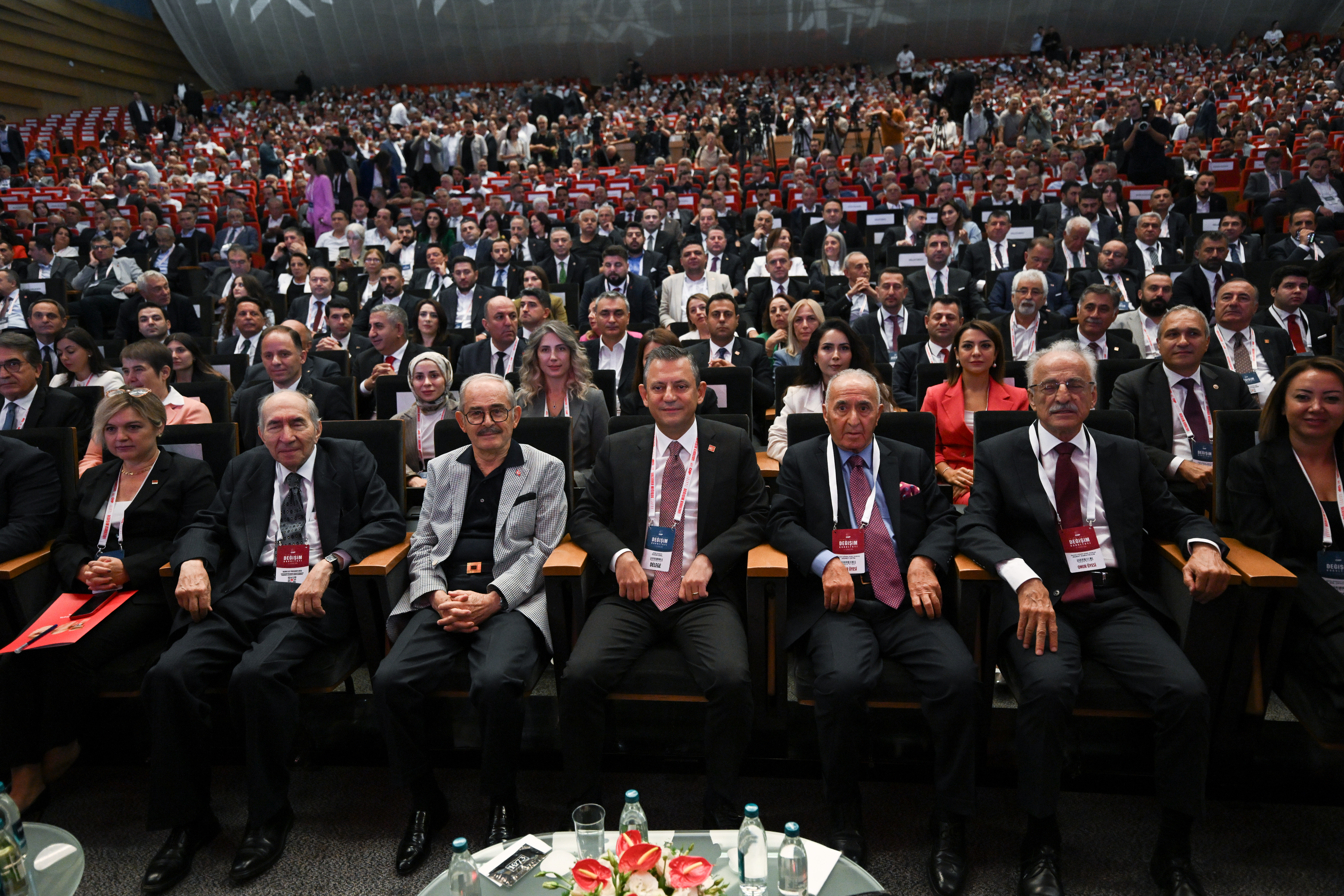 İmamoğlu'ndan Adaylık Mesajı: "Değişim İçin Yan Yana!" 1 AA 20240906 35578955 35578941 CHP 20 OLAGANUSTU KURULTAYI BASLADI