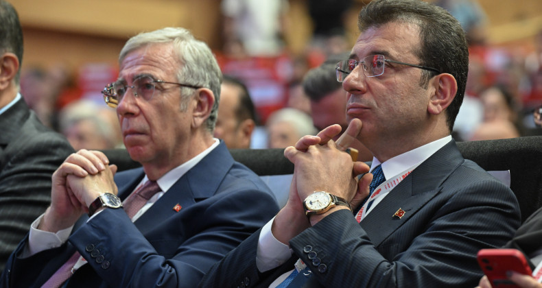 İmamoğlu’ndan Adaylık Mesajı: “Değişim İçin Yan Yana!”