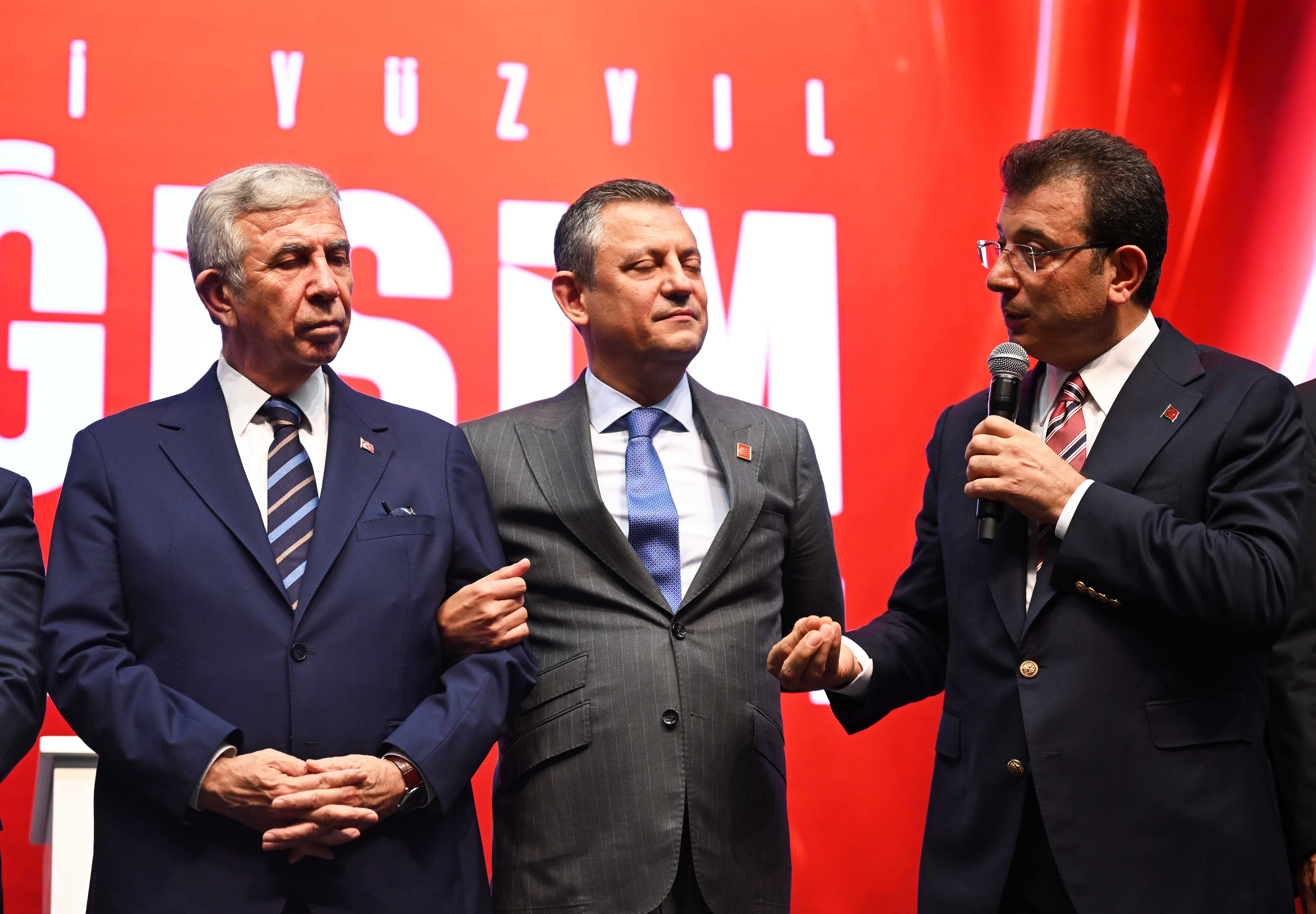 Ömer Çelik Erken Seçim Tartışmalarına Son Noktayı Koydu! 3 AA 20240907 35588279 35588277 IBB BASKANI IMAMOGLU CHPNIN IKINCI YUZYIL DEGISIM KURULTAYINDA KONUSTU