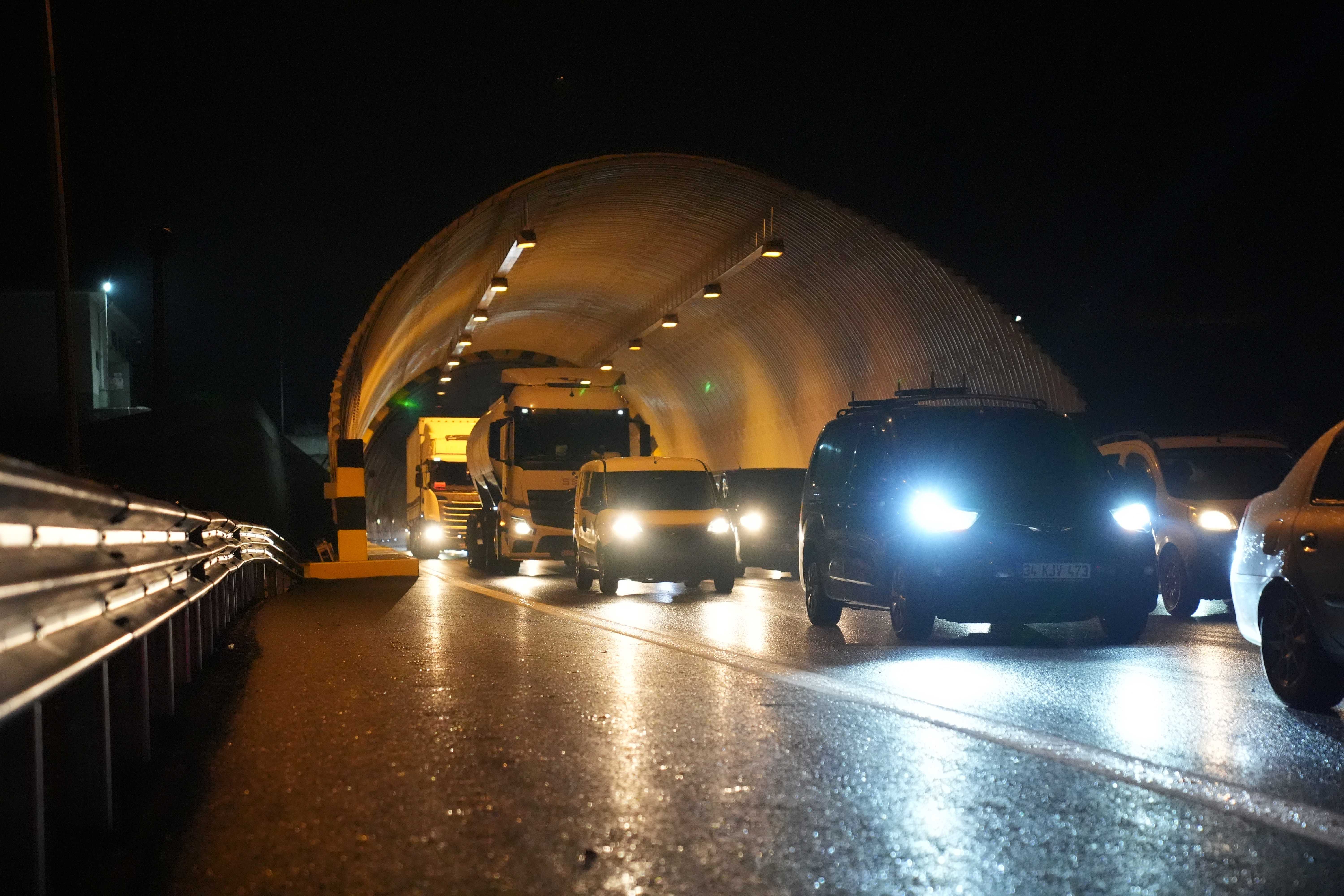 Bolu Dağı Tüneli 12 Gün Önce Trafiğe Açıldı! 2 AA 20240907 35590461 35590458 BOLU DAGI TUNELI ISTANBUL YONU ULASIMA ACILDI