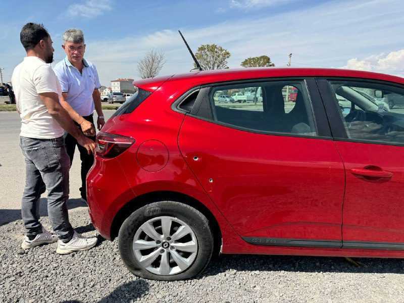 Aksaray’da Pazarda Silahlı Kavga: 4 Yaralı! 4 AA 20240918 35671970 35671966 AKSARAYDA PAZARCILIK YAPAN AKRABALARIN SILAHLI KAVGASINDA 4 KISI YARALANDI