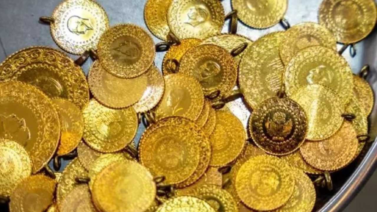 Altın Zirveye Ulaştı: Gram ve Çeyrek Fiyatları Tarih Yazdı 2 Altin Zirveye Ulasti Gram ve Ceyrek Fiyatlari Tarih Yazdi 3