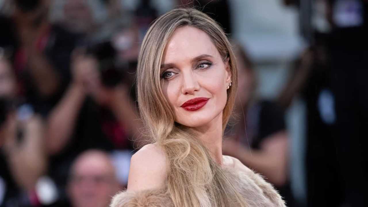 Angelina Jolienin Oglu Paxin Yarali Yuzu Dikkat Cekti 1