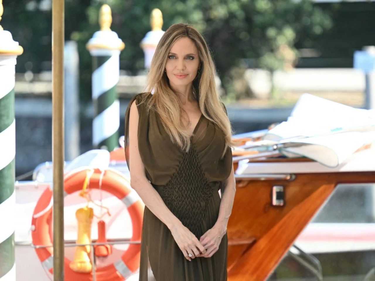Angelina Jolienin Oglu Paxin Yarali Yuzu Dikkat Cekti 2