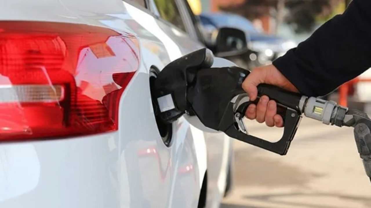 Bu Gece Yarısından İtibaren Benzine Büyük İndirim Geliyor 5 Bu Gece Yarisindan Itibaren Benzine Buyuk Indirim Geliyor 3