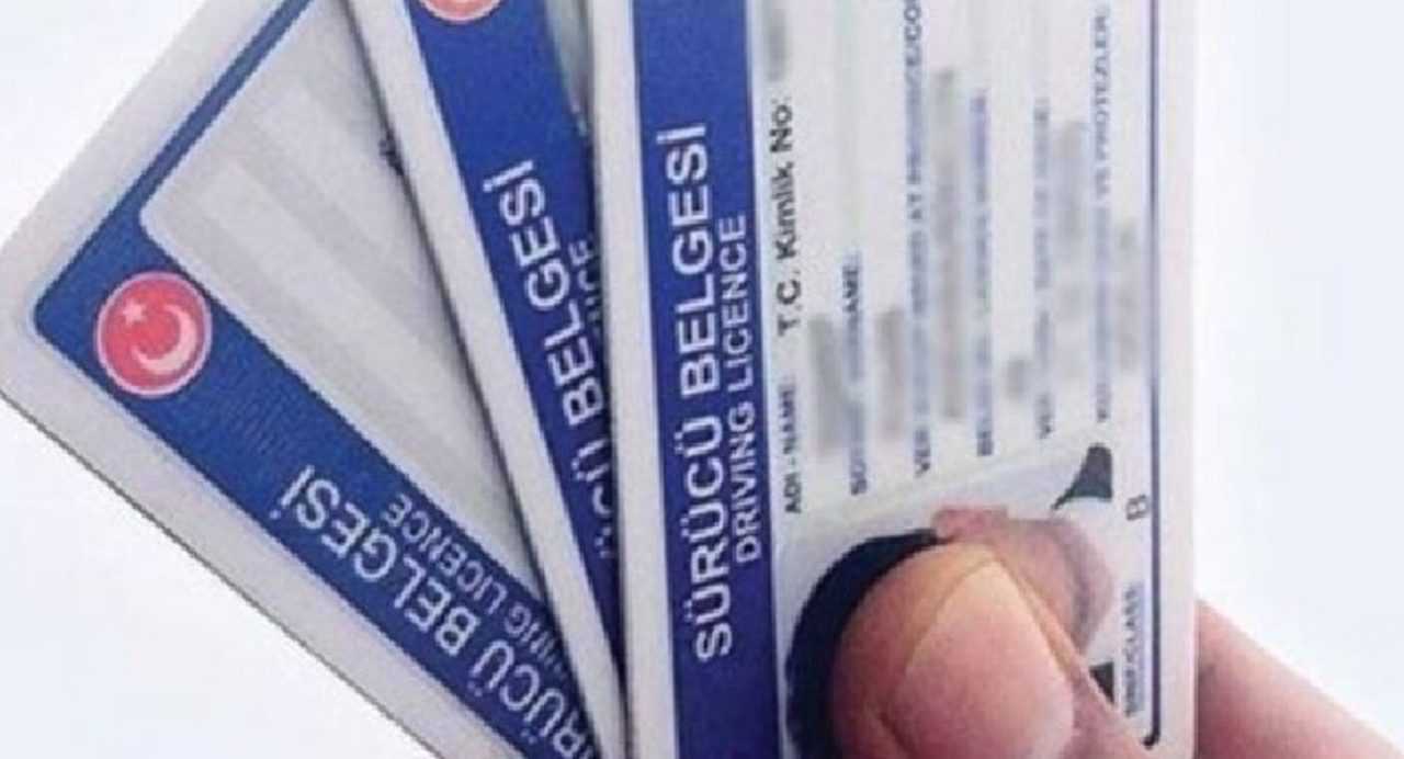 Ehliyetinizi Yenilemeyi Unutmayın: 2024 Son Şans 2 Ehliyetinizi Yenilemeyi Unutmayin 2024 Son Sans 3