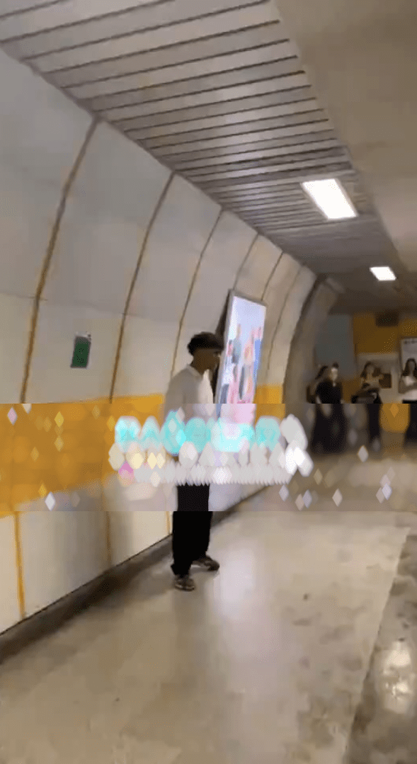 Hacıosman Metrosunda Bıçaklı Saldırıyı Kadın Engelledi! 1 Ekran goruntusu 2024 09 08 015434