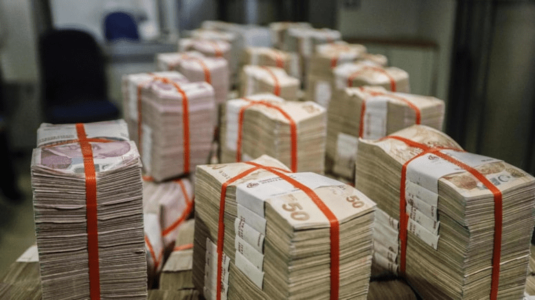 Akbank’ta Skandal İddia! İzinsiz Kredi Çekildi mi? 1 GG3M82TWkAAyIeg