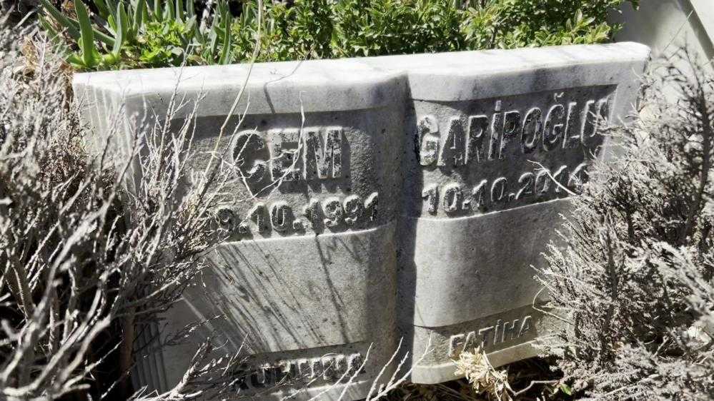 Cem Garipoğlu’nun Mezarı Açılıyor: Skandal mı Gelecek? 4 GYZoEmNWYAEMH3H