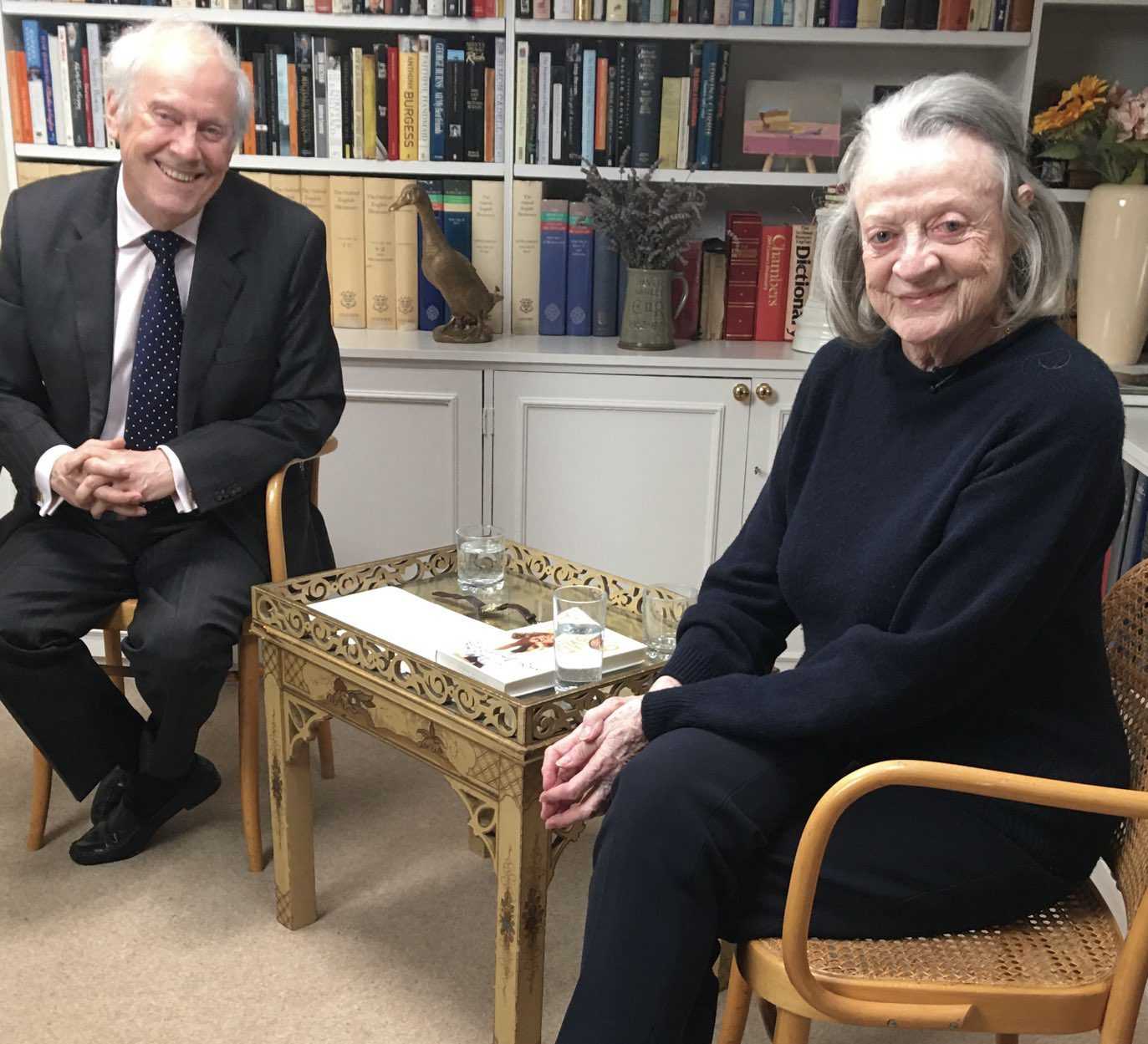 Harry Potter'ın Profesörü Maggie Smith Hayatını Kaybetti 6 GYfGUN4W0AAhzwV