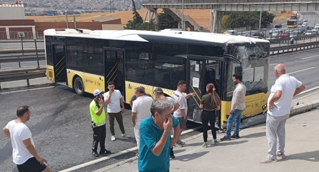 İETT Otobüsü Kazası: D-100 Edirne Yolu Trafiğe Kapandı 1 IETT Otobusu Kazasi D 100 Edirne Yolu Trafige Kapandi 2