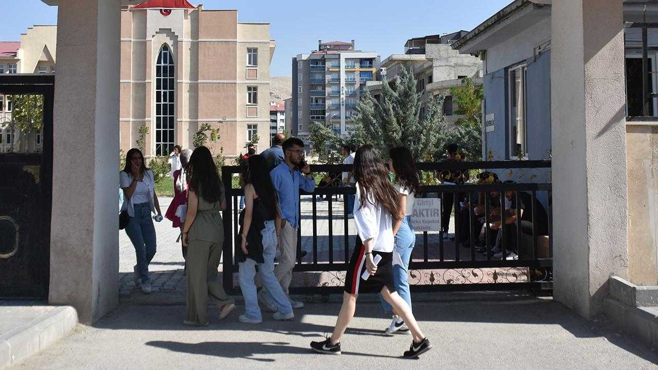 KPSS 2024 1.2 Milyon Aday ve Dev Guvenlik Operasyonu 2