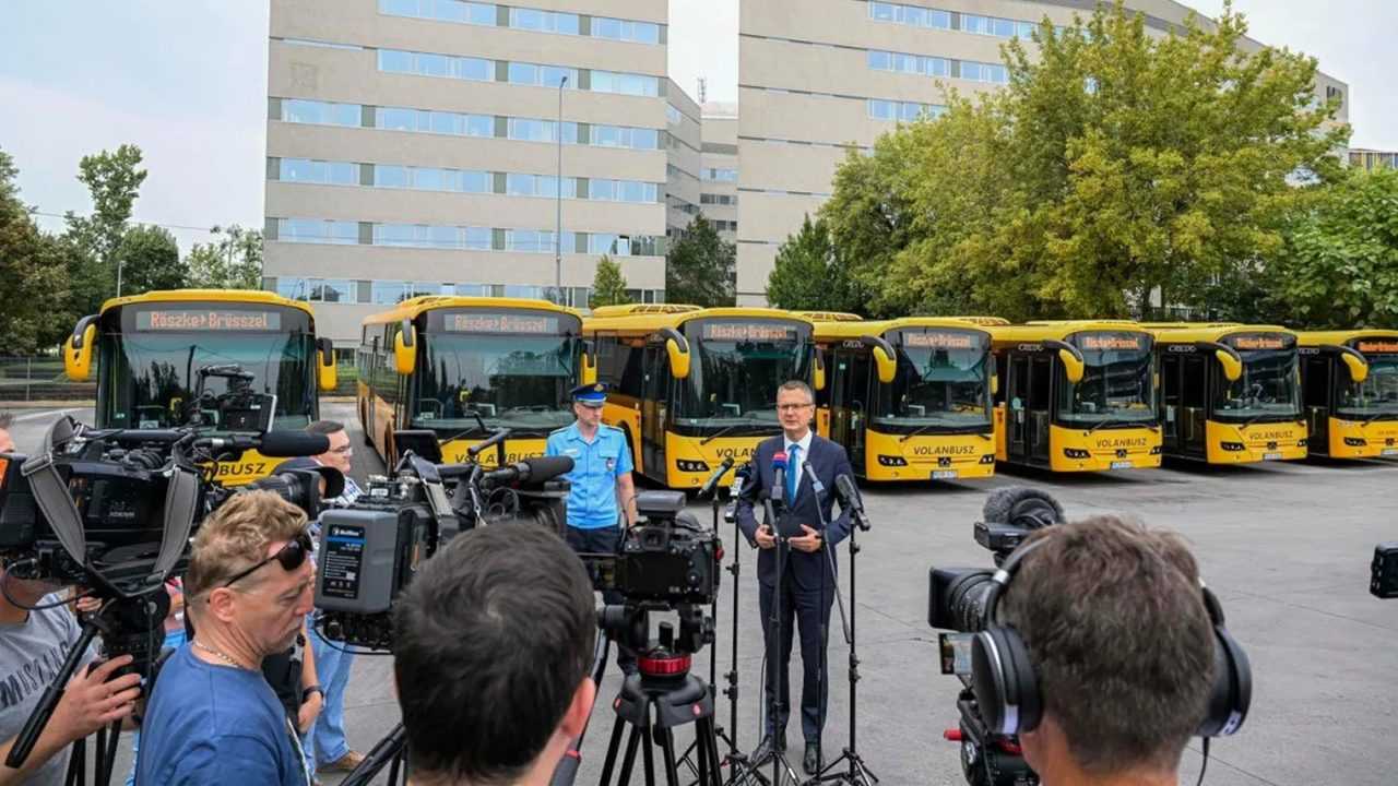 Macaristan’dan Brüksel’e Göçmen Resti 1 Macaristandan Bruksele Gocmen Resti 2