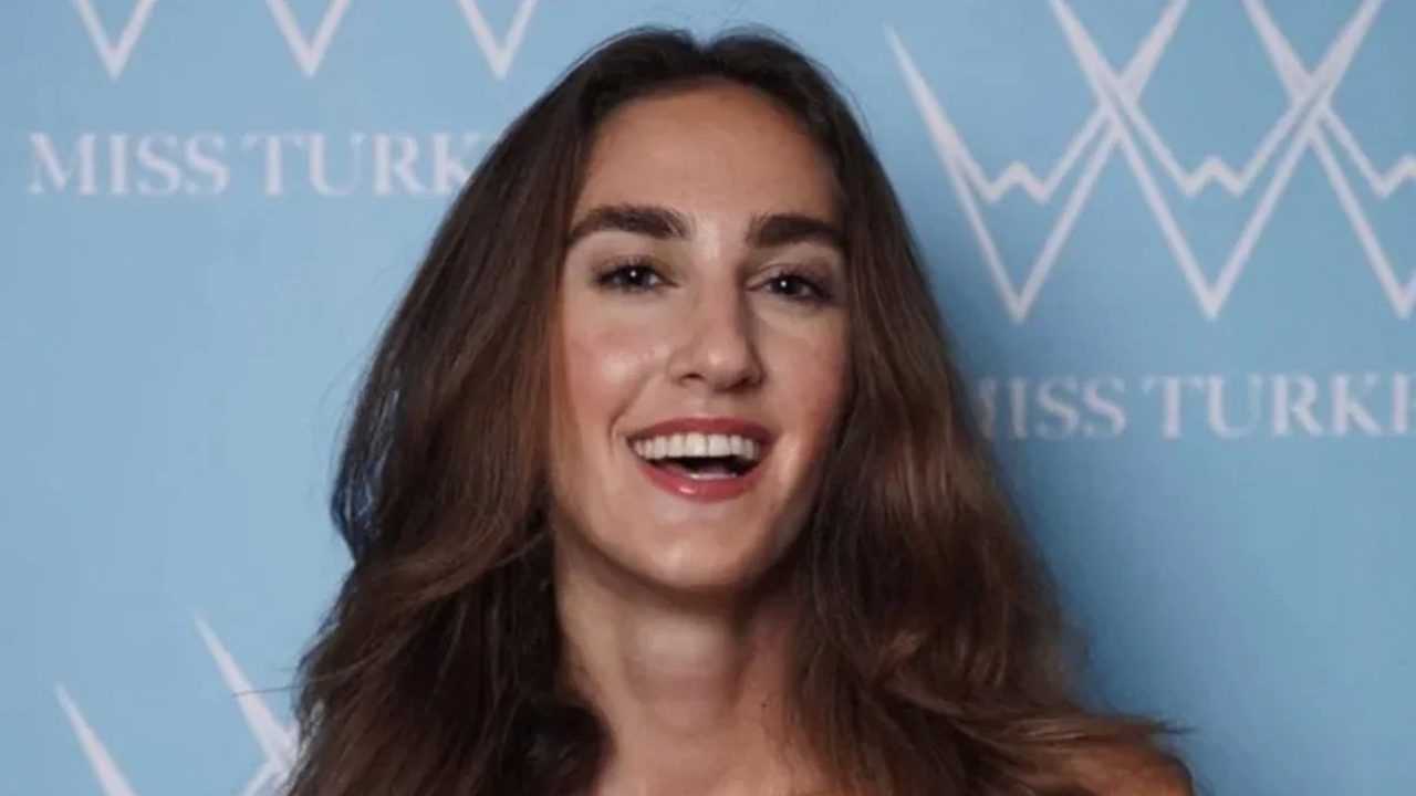 Tıp Mezunu İdil Bilgen Miss Turkey 2024 Güzeli Seçildi 1 Tip Mezunu Idil Bilgen Miss Turkey 2024 Guzeli Secildi 2