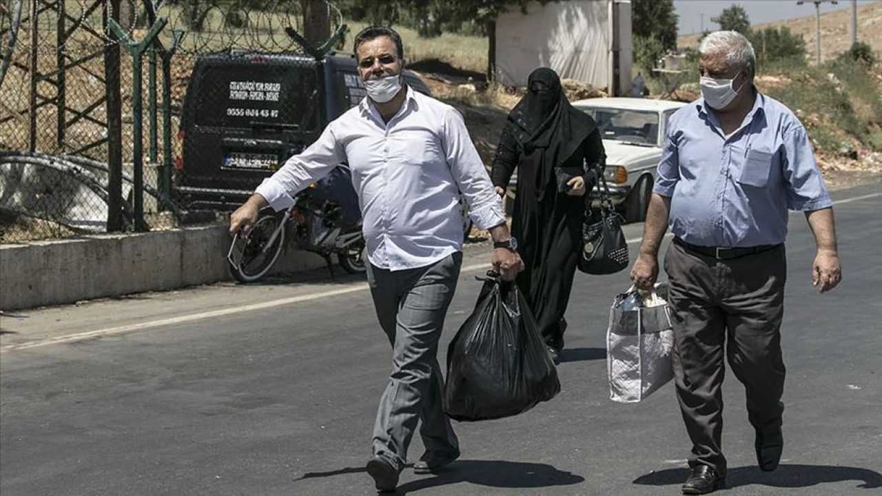 200 Binden Fazla Suriyeli Kayıt Dışı: Son Tarih 1 Kasım 1 200 Binden Fazla Suriyeli Kayit Disi Son Tarih 1 Kasim 2