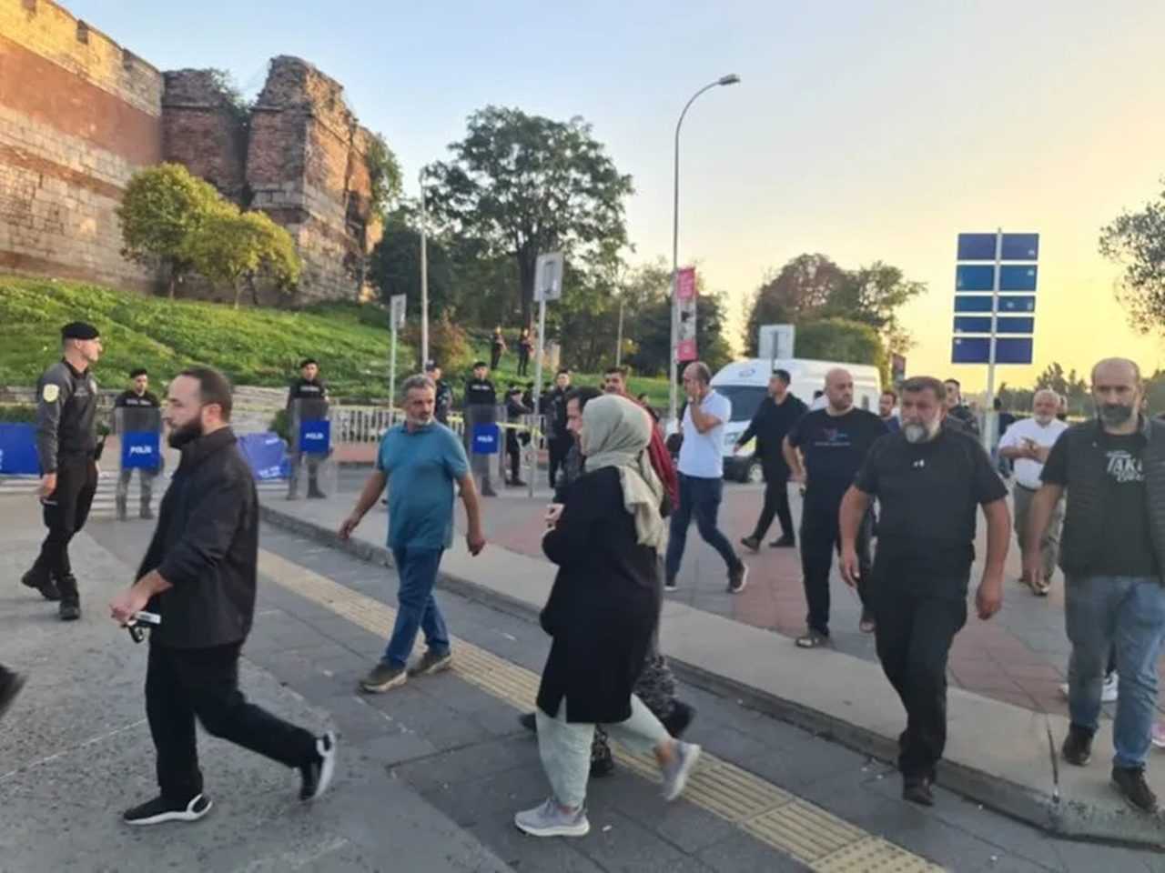 Aşk ve İntihar: Semih Çelik'in Vahşet Dolu Gece 1 Ask ve Intihar Semih Celikin Vahset Dolu Gece 2
