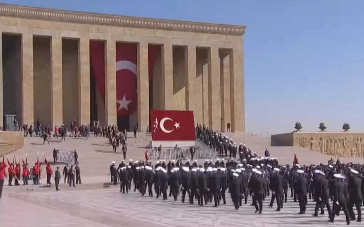 Cumhuriyet Bayramı: Birlik, Beraberlik ve Gelecek Vizyonu 3 Cumhuriyet Bayrami Birlik Beraberlik ve Gelecek Vizyonu 4