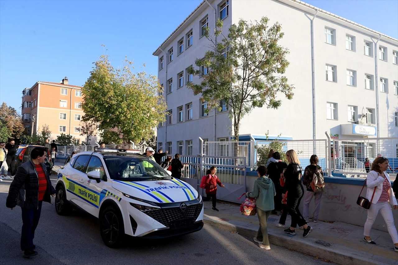 Edirnede Okul Polisi Gorevde Guvenli Egitim Basladi 2