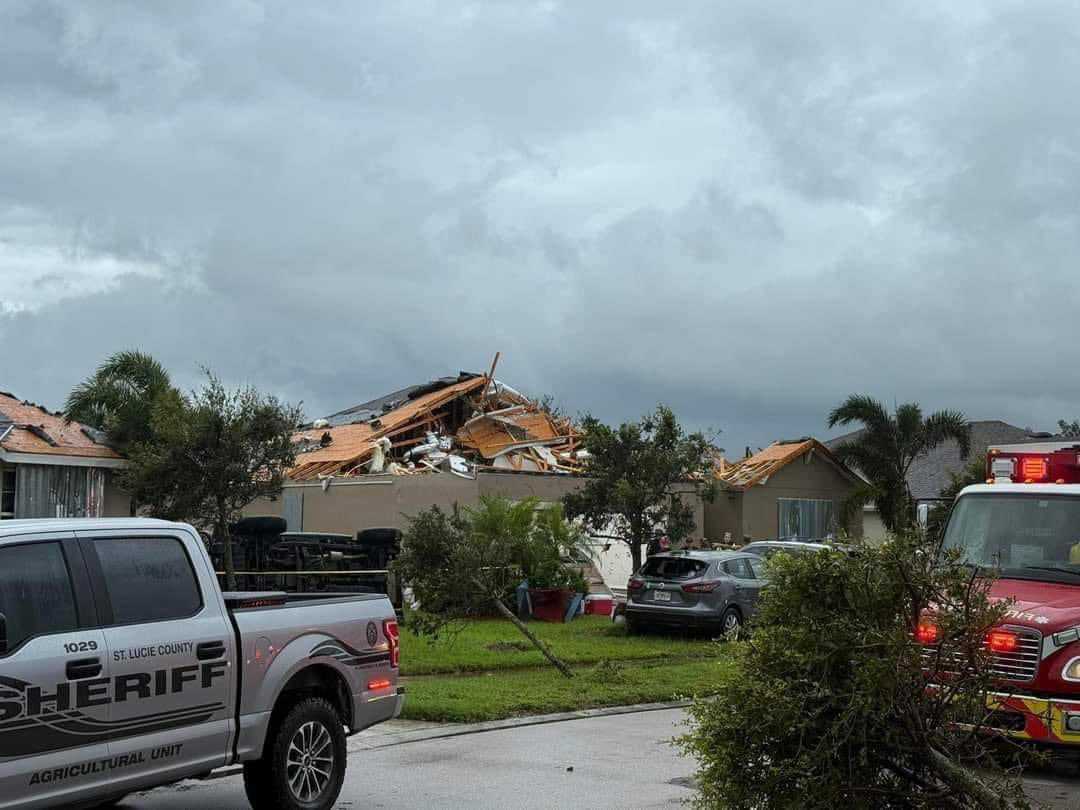 Milton Kasırgası Florida'yı Vurdu! 3 GZe7s3VXgAEBIC2