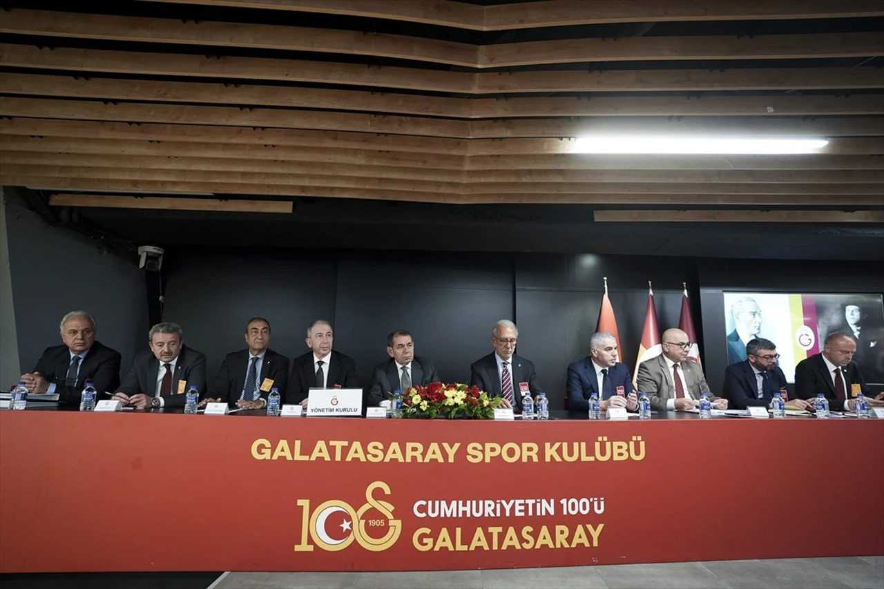 Galatasaray Genel Kurulu Ozbek Yonetimi Guven Tazeledi 3