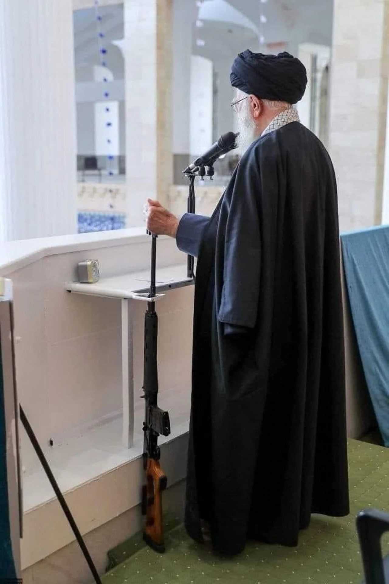 Hamaney, İsrail'i Gerekirse Yeniden Vururuz 3 Hamaney Israili Gerekirse Yeniden Vururuz 4
