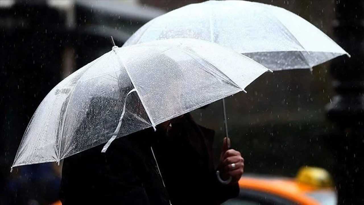 Istanbulda Yagmur Izmirde Gunes Sivasta Kar 5