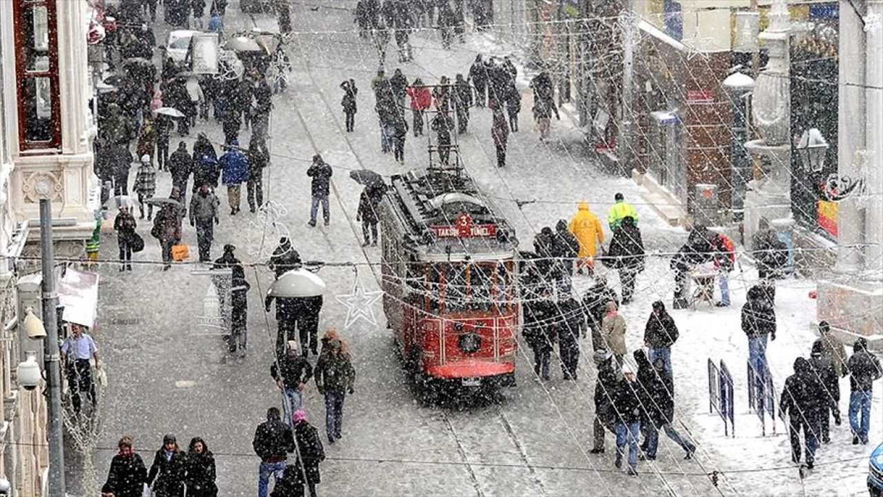 Kar Severlere Mujde Istanbulda Ocakta Kar Bekleniyor 4