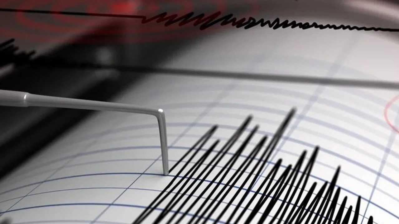 Malatya'da 5.9 Büyüklüğünde Deprem Panik Yarattı 1 Malatyada 5.9 Buyuklugunde Deprem Panik Yaratti 2