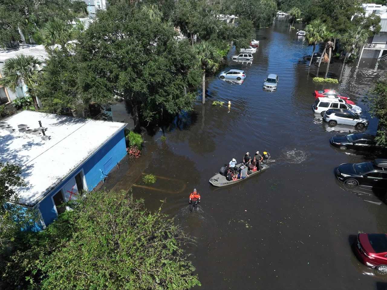 Milton Kasırgası: Florida'da 50 Milyar Dolarlık Yıkım 9 Milton Kasirgasi Floridada 50 Milyar Dolarlik Yikim 10