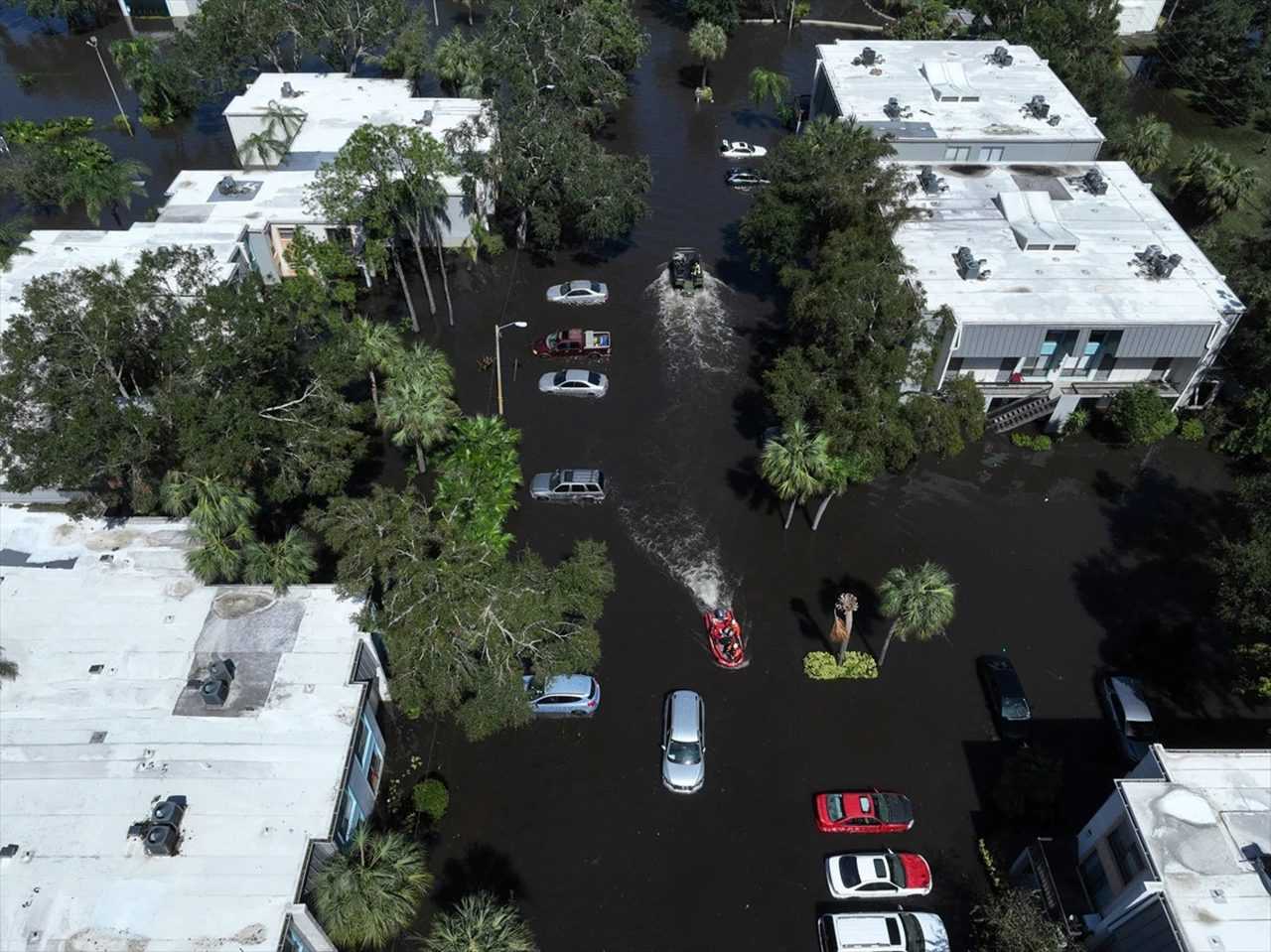 Milton Kasırgası: Florida'da 50 Milyar Dolarlık Yıkım 10 Milton Kasirgasi Floridada 50 Milyar Dolarlik Yikim 11